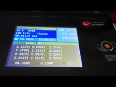 12S LTO बैटरी C4012B संतुलन चार्जर पर 20A पर चार्ज में है